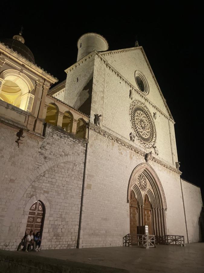 La Casa Dell'Artista Apartment Assisi Bagian luar foto