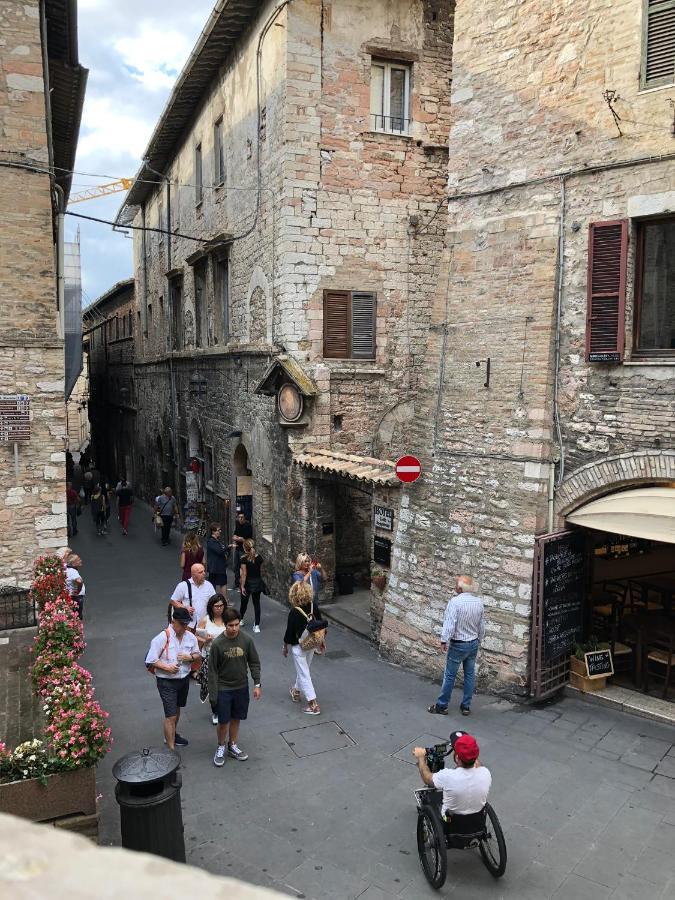 La Casa Dell'Artista Apartment Assisi Bagian luar foto